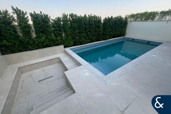 Single Row Upgraded | THK | 3 Bed + M | Pool